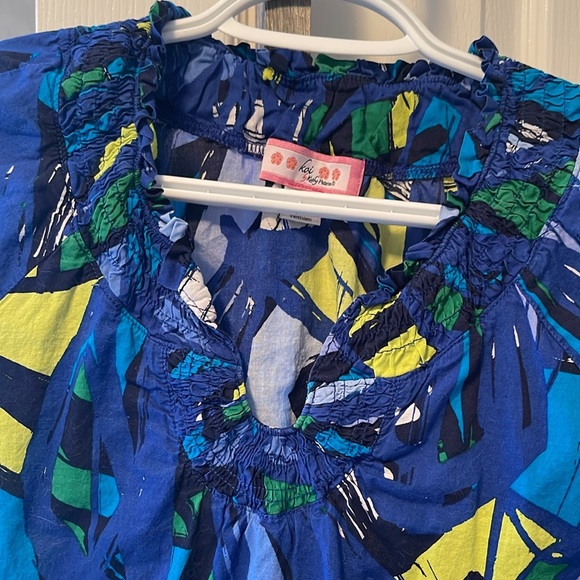 XL Koi Scrub Top - Picture 3 of 4